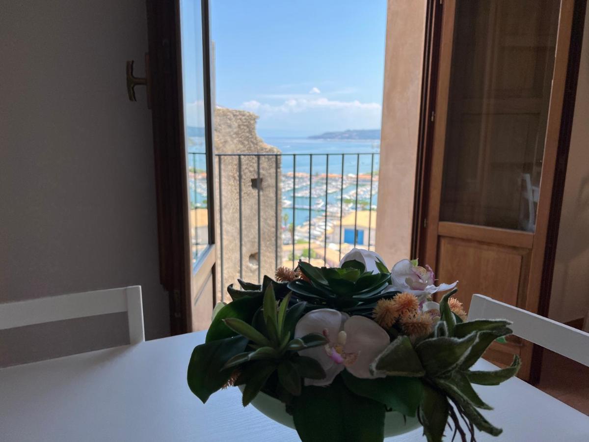 La Rupe Apartments Тропея Экстерьер фото
