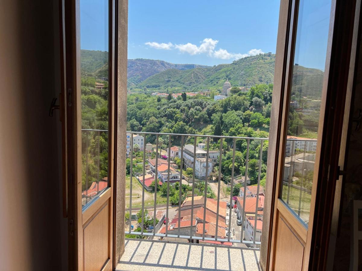 La Rupe Apartments Тропея Экстерьер фото