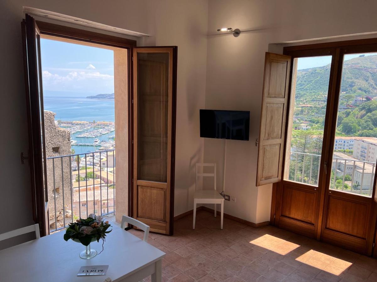 La Rupe Apartments Тропея Экстерьер фото