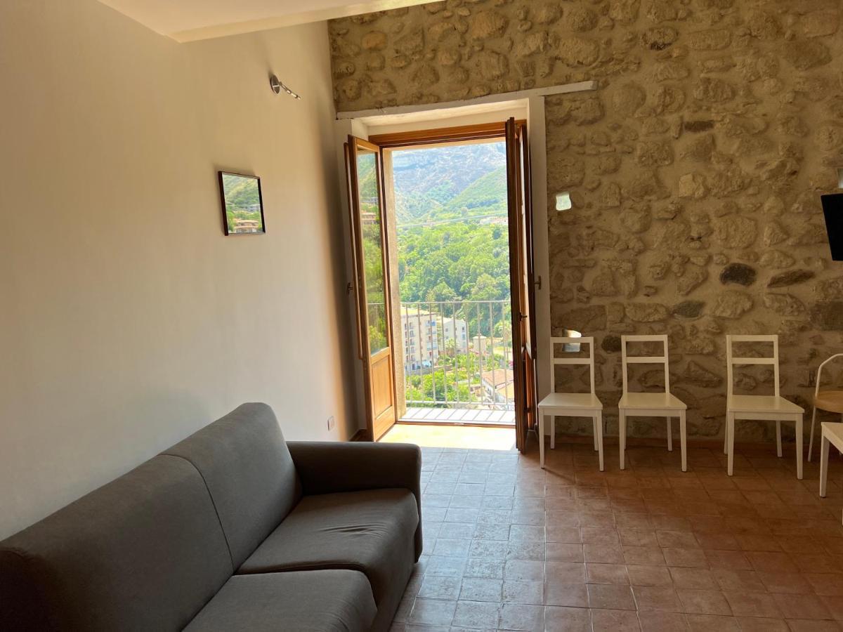 La Rupe Apartments Тропея Экстерьер фото