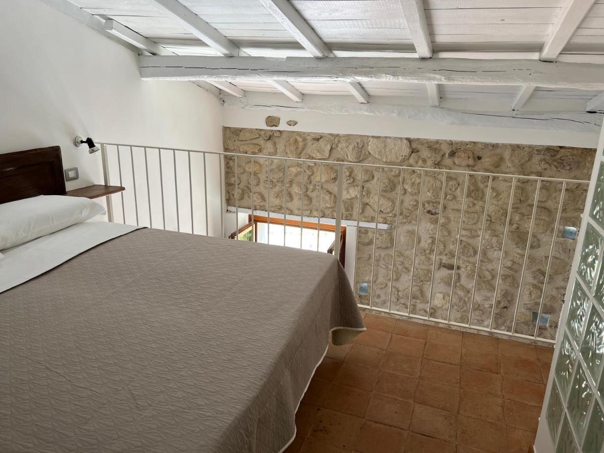 La Rupe Apartments Тропея Экстерьер фото