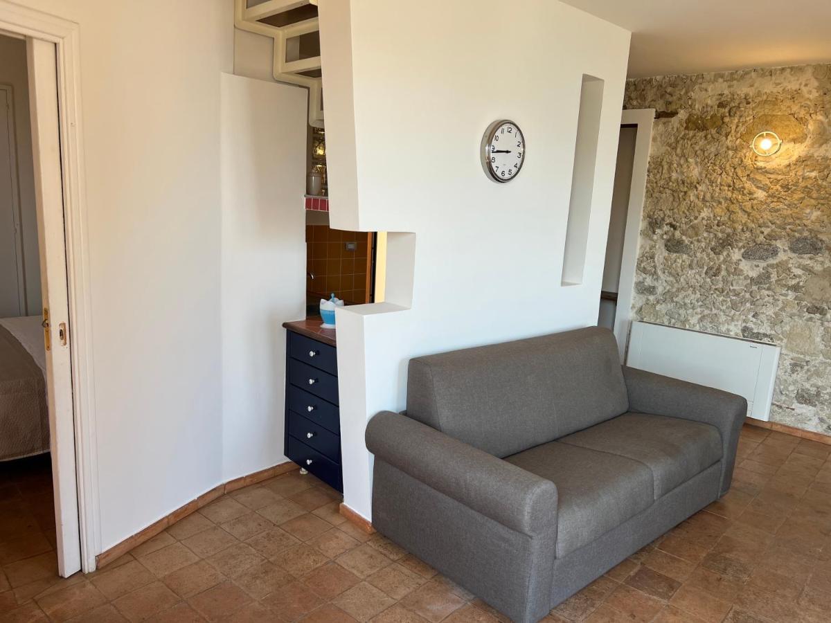 La Rupe Apartments Тропея Экстерьер фото
