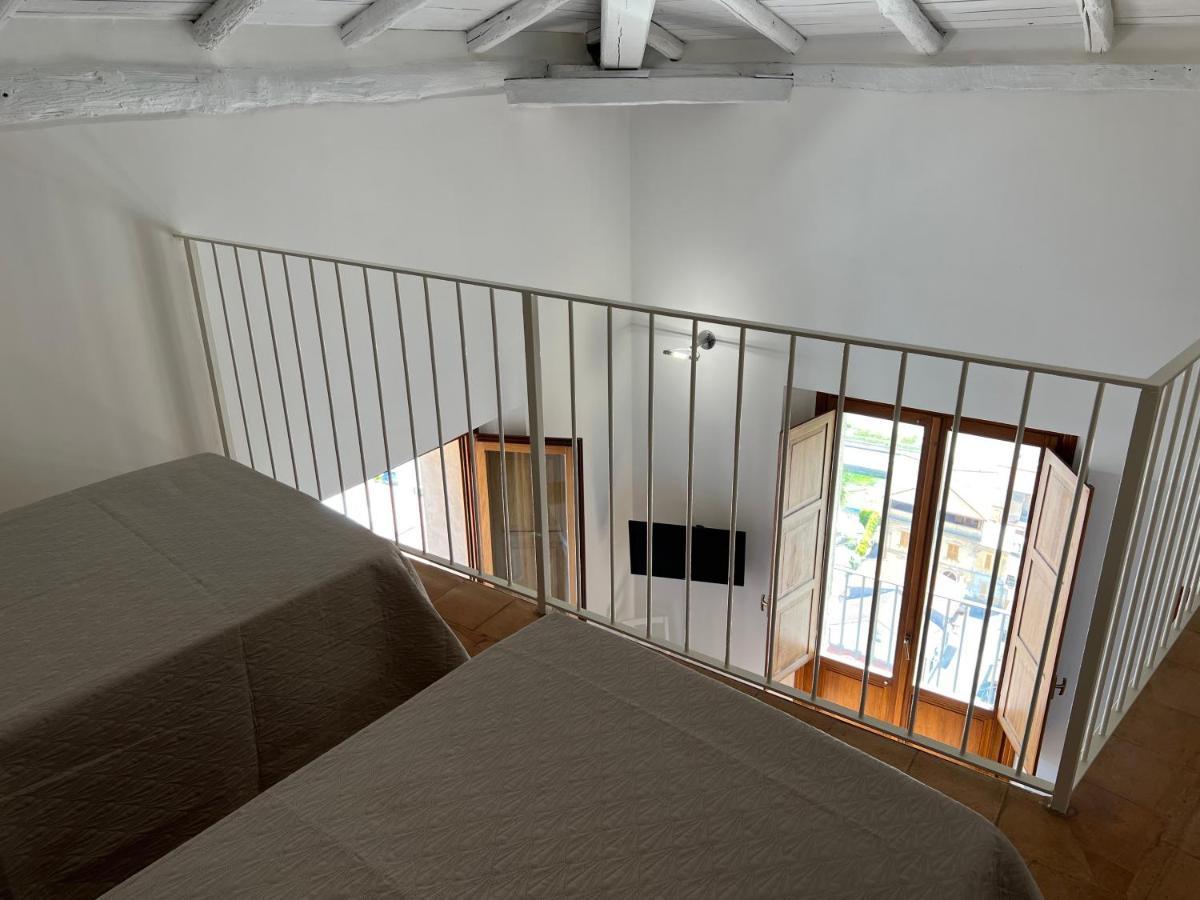 La Rupe Apartments Тропея Экстерьер фото